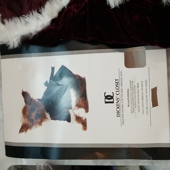 NWT Victorian Style Burgundy Velvet Dog Coat Small - Picture 2 of 16